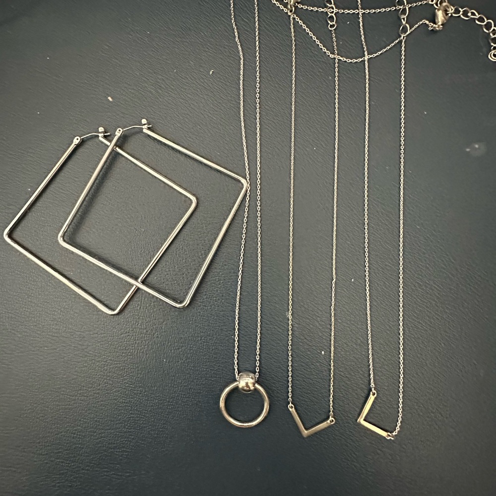Uncommon James Silver Necklace and Earring Set